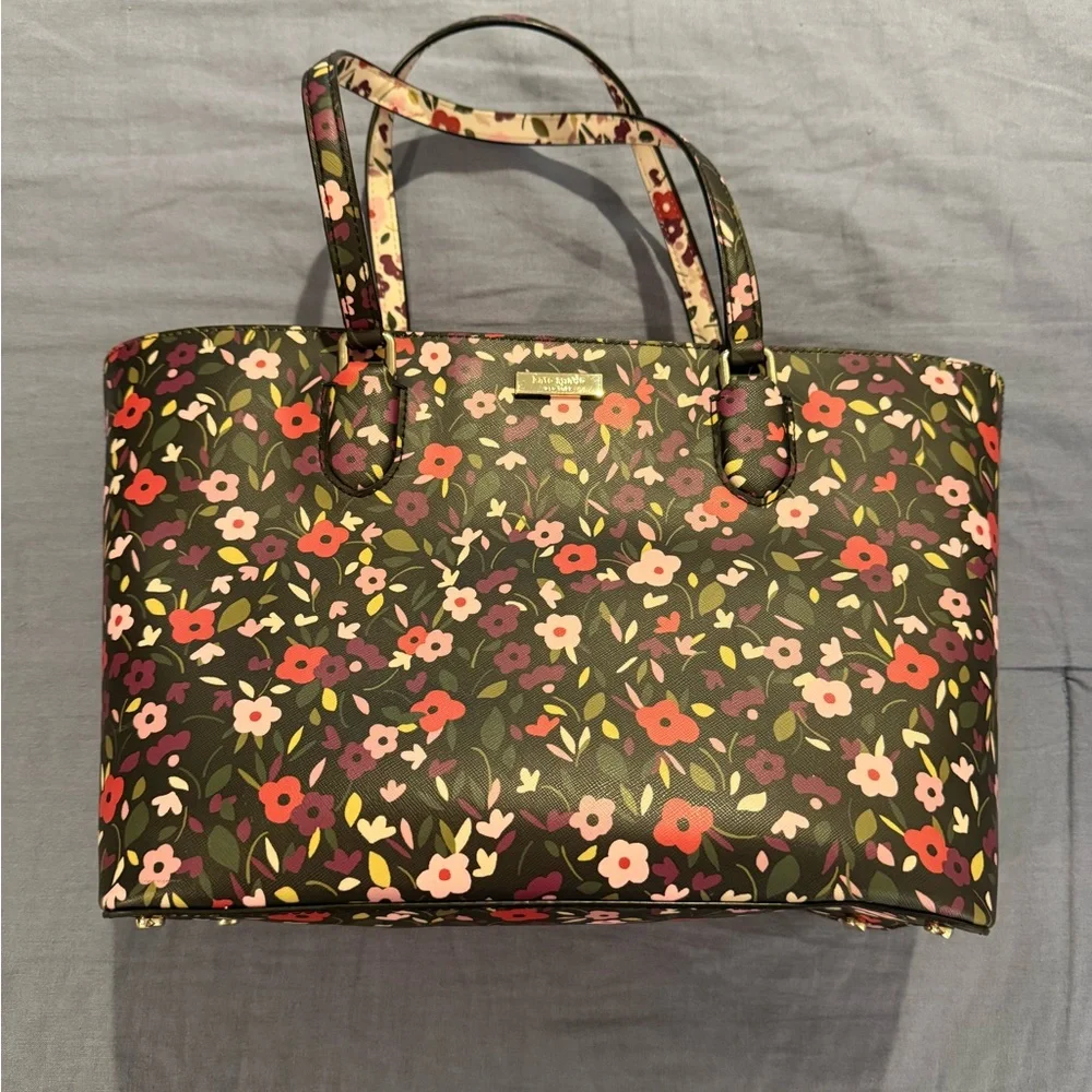 kate spade Floral Tote in Green with Pink, Red & Cream Flowers